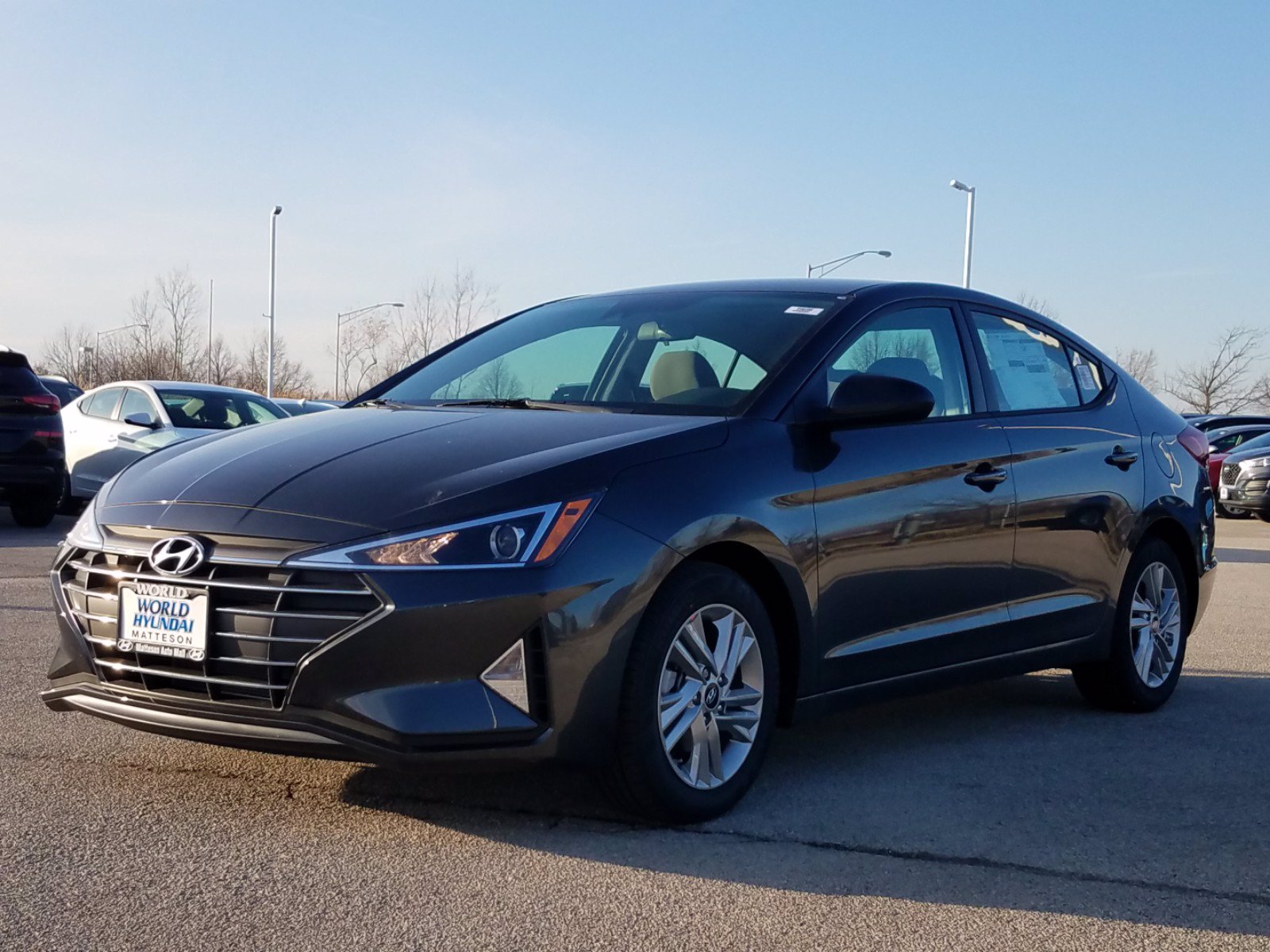 New 2020 Hyundai Elantra SEL FWD Sedan